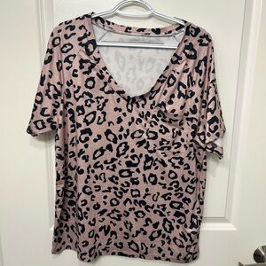 SHEIN Pink and Black Leopard V-Neck Pocket Tee